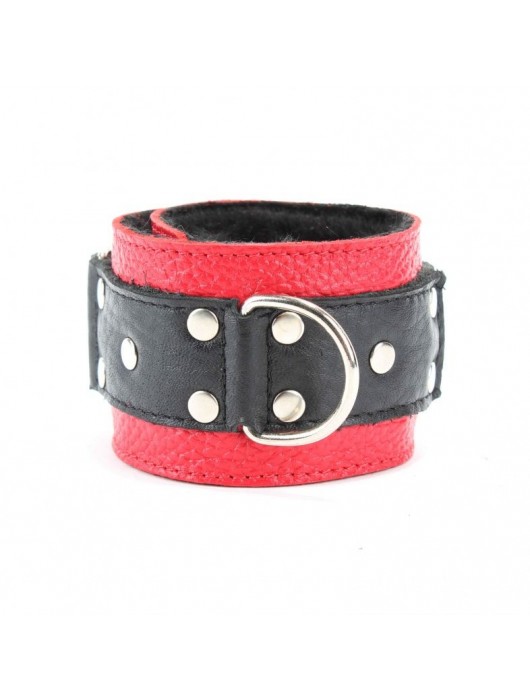 Красно-чёрные кожаные наручники с меховым подкладом - БДСМ Арсенал - купить с доставкой в Саратове